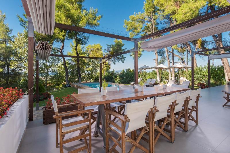 The White Villa At Sani Sani  Dış mekan fotoğraf